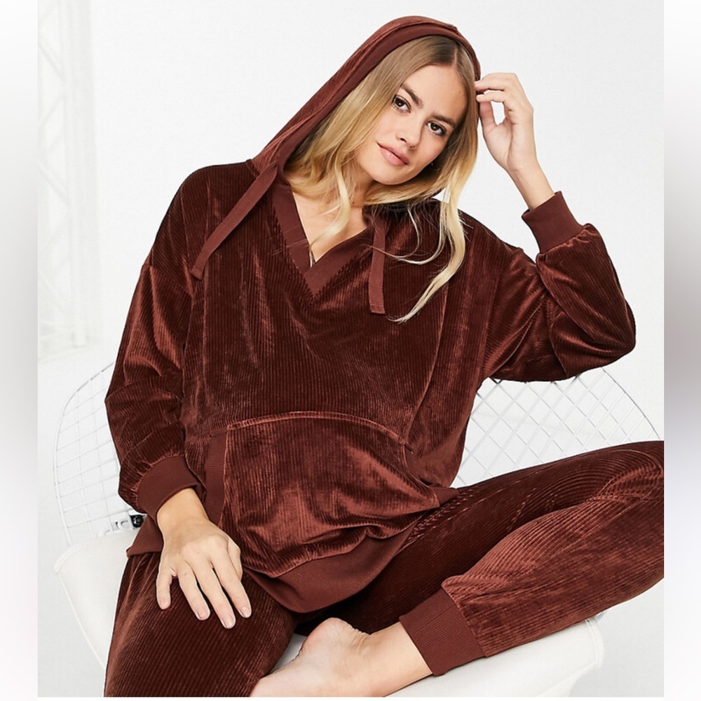 ASOS MATERNITY BROWN VELOUR V NECK HOODED SWEATSHIRT SIZE 2
